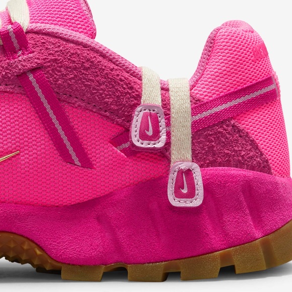 Sold NIKE X JACQUEMUS AIR HUMARA LX - Picture 8 of 9